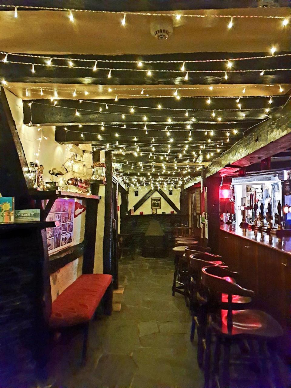 Jolly Sailor Inn Looe Buitenkant foto